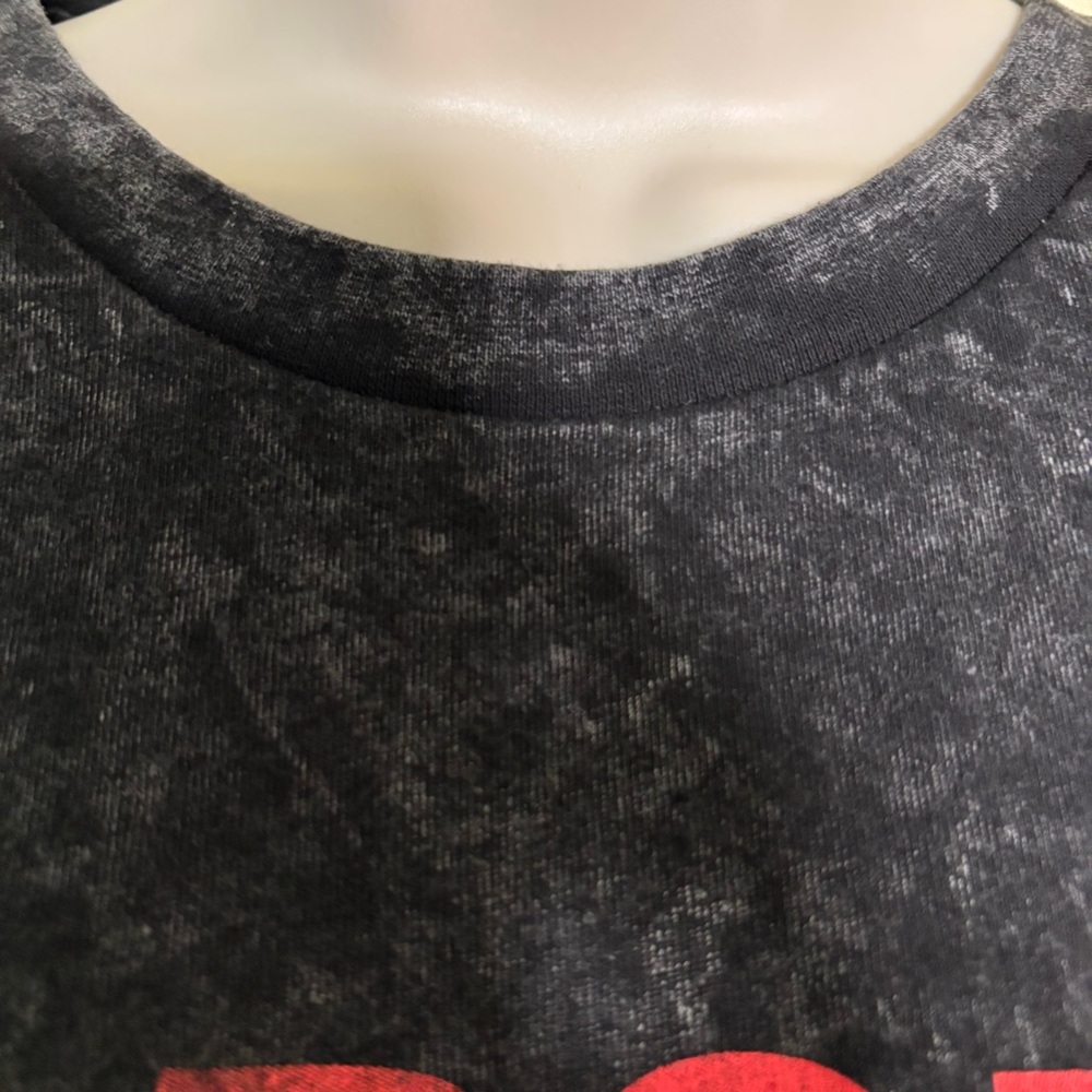 Urban Outfitters No Doubt Tragic Kingdom Tour '97 Graphic Acid Wash Tee Black - Picture 9 of 16